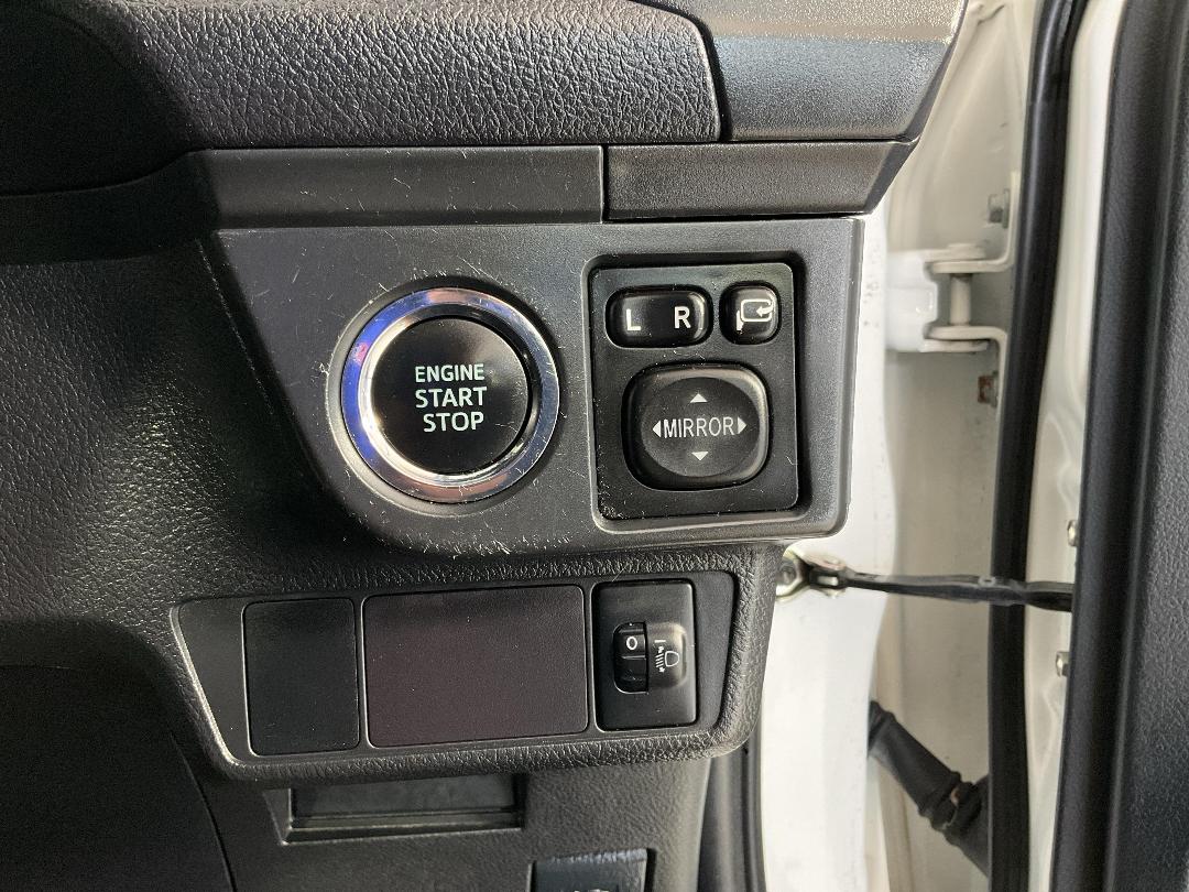 Photo '26' of Toyota Corolla