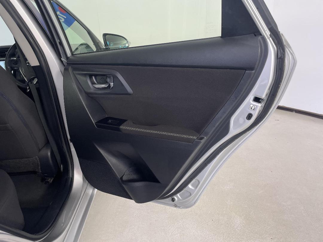 Photo '19' of Toyota Corolla