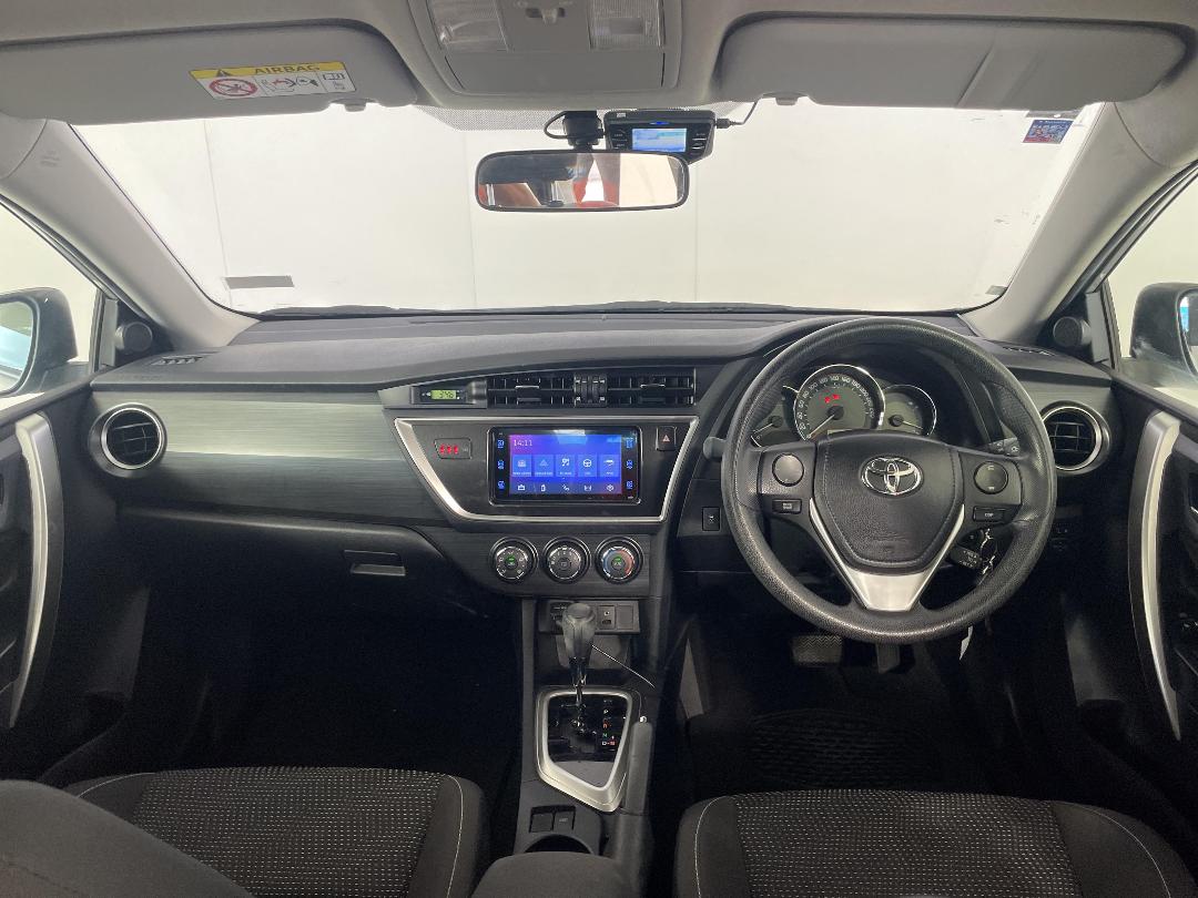 Photo '17' of Toyota Corolla