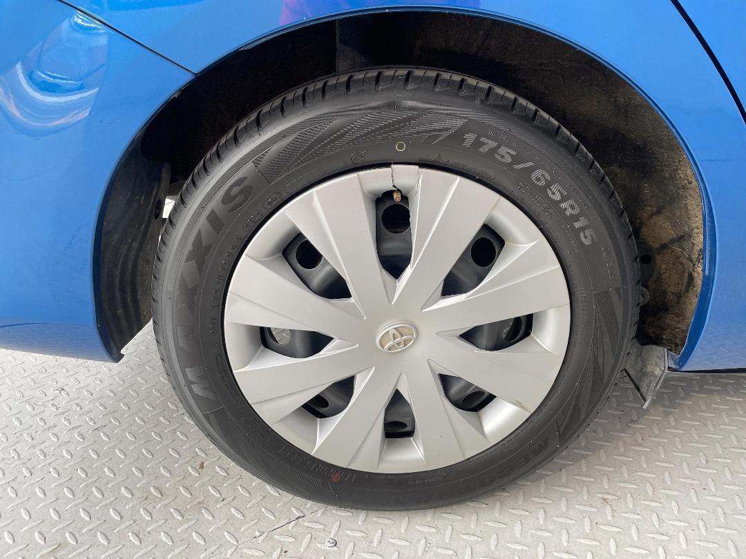 Photo '12' of Toyota Corolla