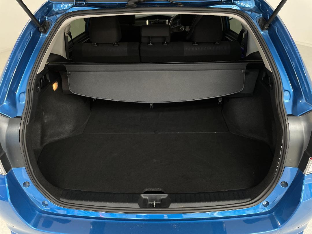 Photo '14' of Toyota Corolla