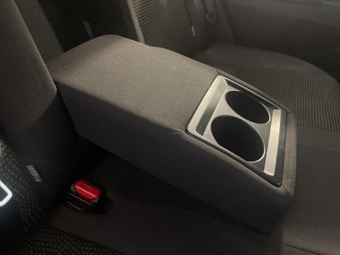 Photo '23' of Toyota Corolla