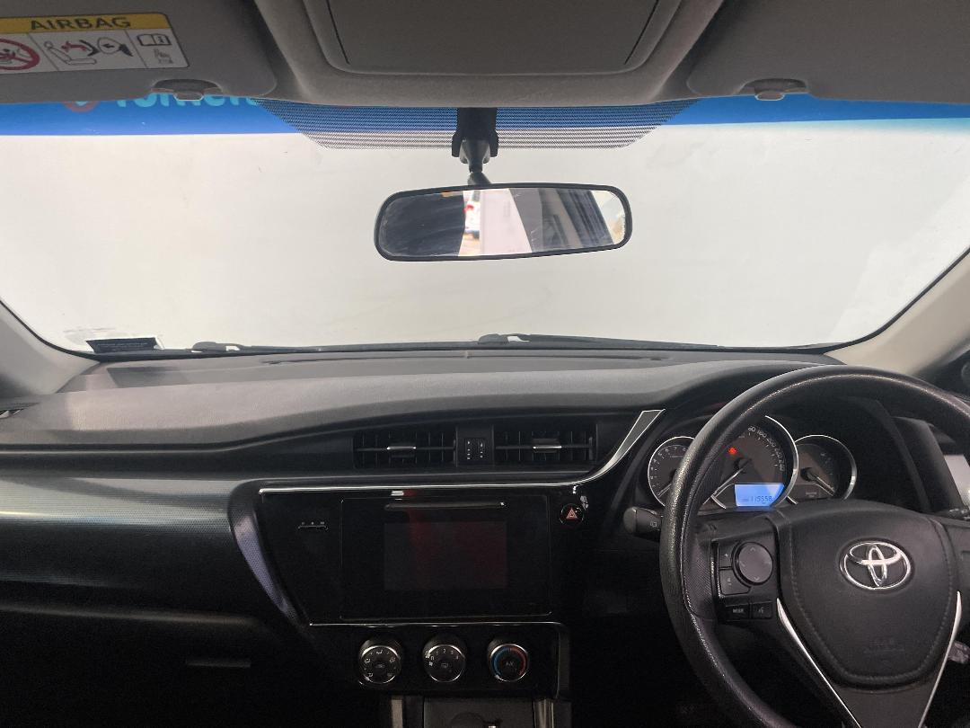 Photo '17' of Toyota Corolla