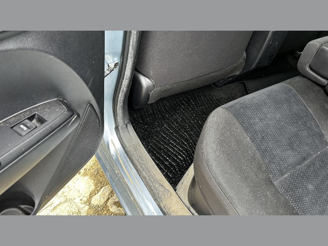 Photo '5' of Toyota Corolla Fielder Hybrid Photo '5' of Toyota Corolla Fielder Hybrid