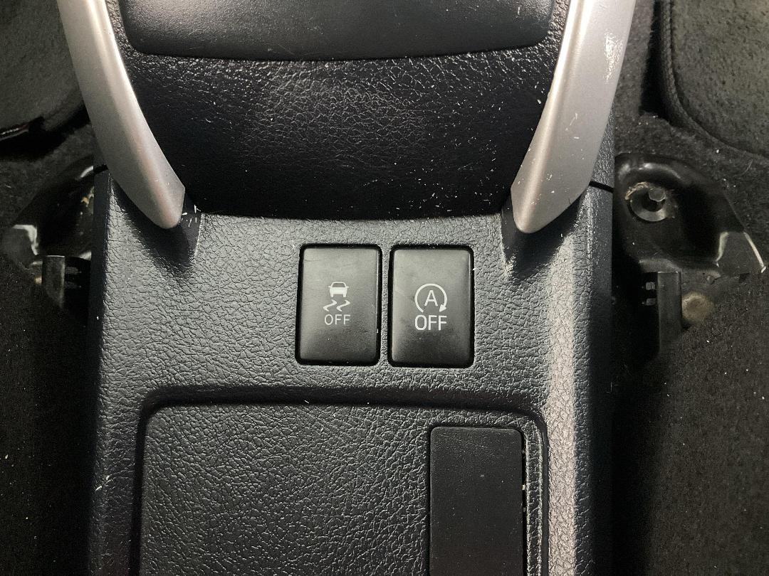 Photo '27' of Toyota Corolla