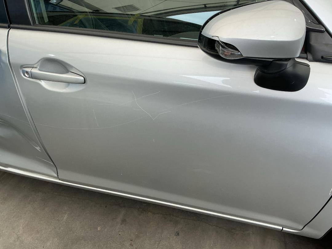 Photo '3' of Toyota Corolla Axio Hybrid