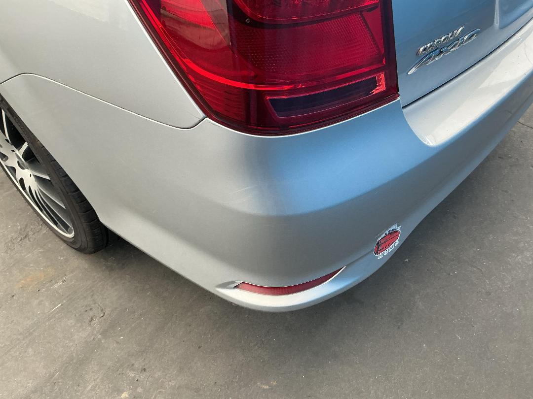 Photo '10' of Toyota Corolla Axio Hybrid