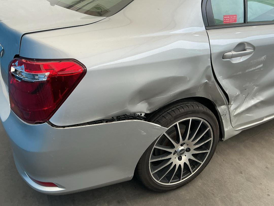 Photo '13' of Toyota Corolla Axio Hybrid