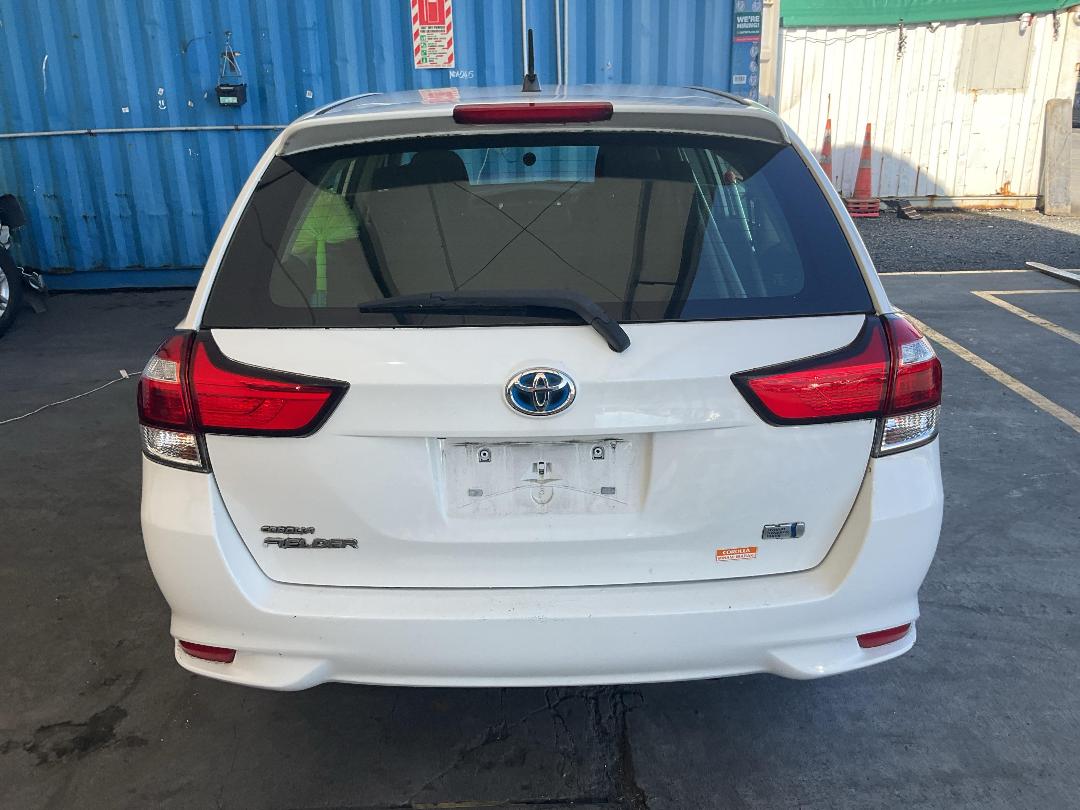 Photo '5' of Toyota Corolla Fielder Photo '5' of Toyota Corolla Fielder