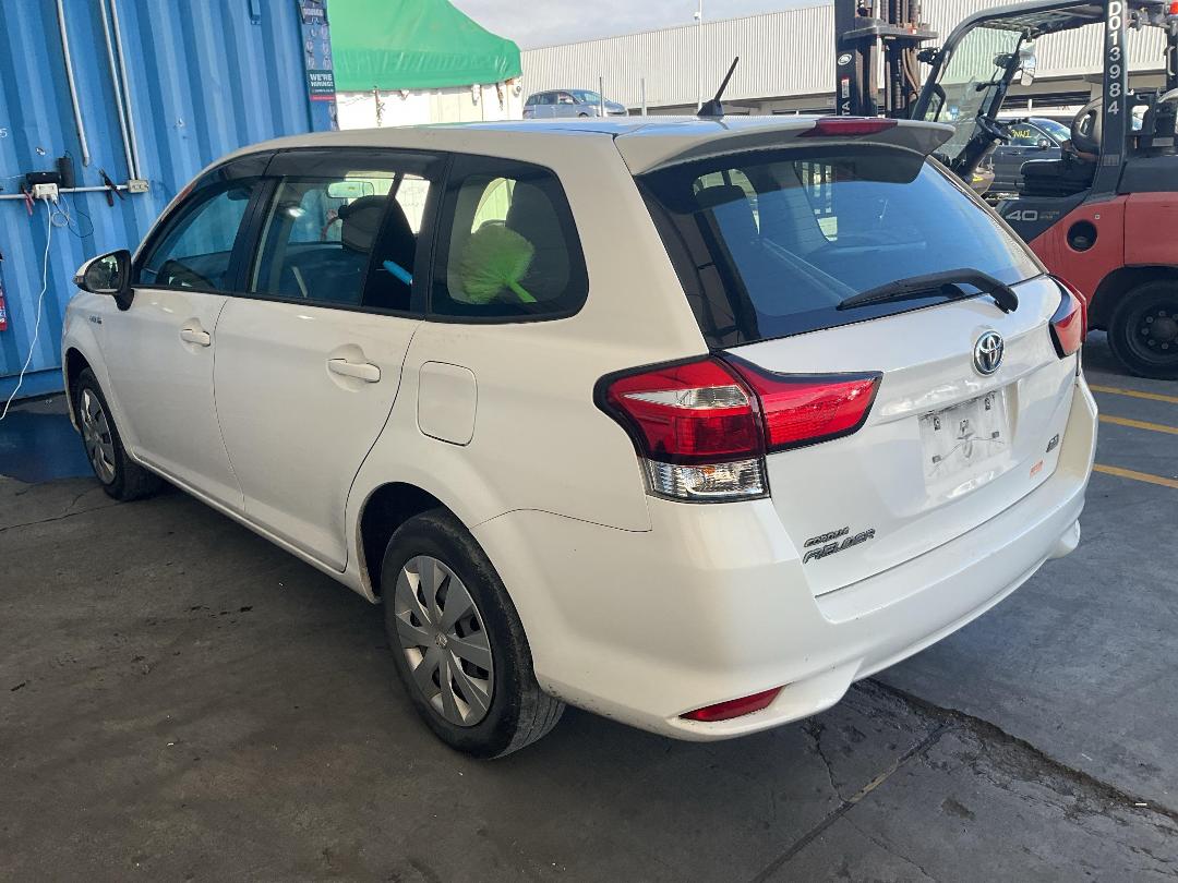 Photo '4' of Toyota Corolla Fielder Photo '4' of Toyota Corolla Fielder