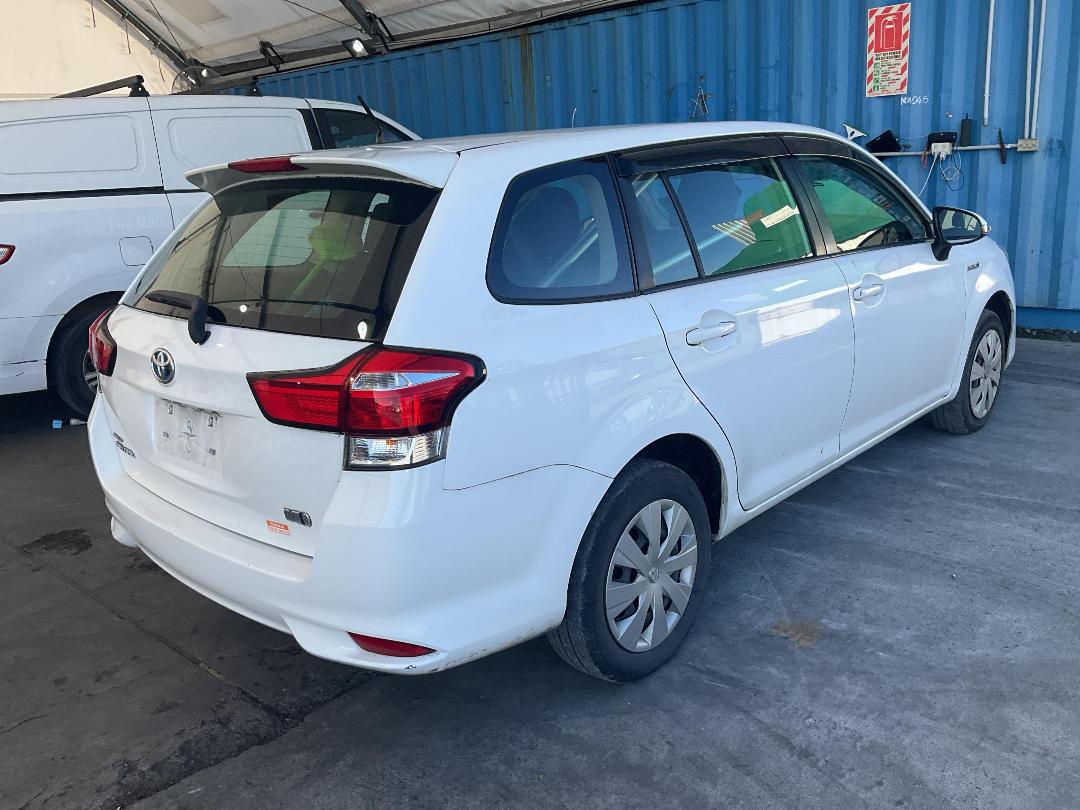 Photo '6' of Toyota Corolla Fielder Photo '6' of Toyota Corolla Fielder