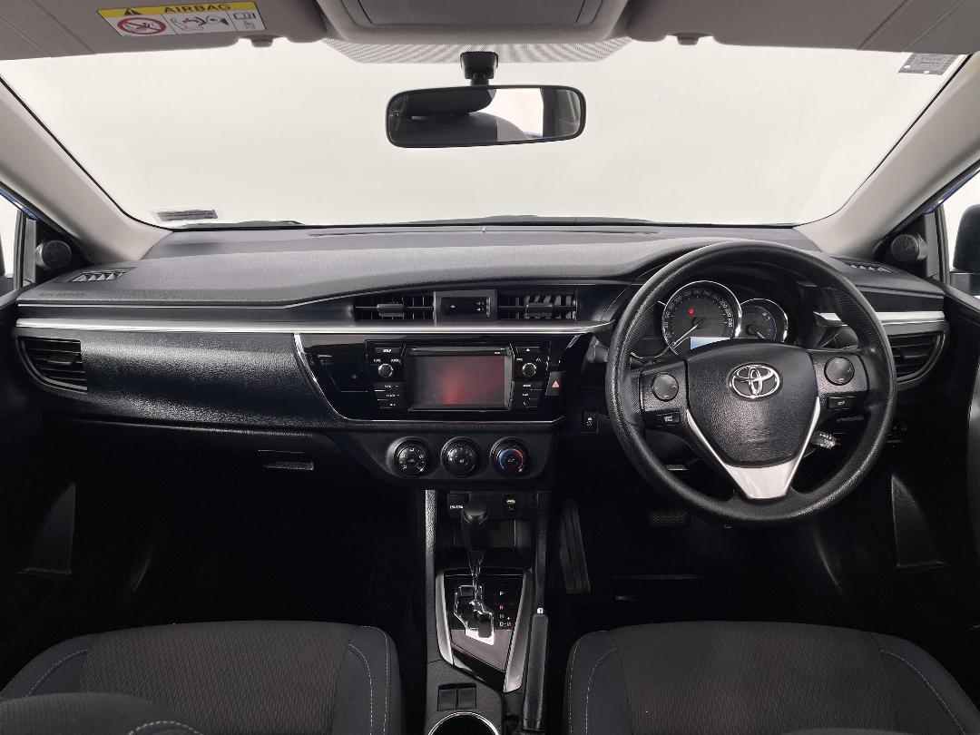 Photo '17' of Toyota Corolla Photo '17' of Toyota Corolla