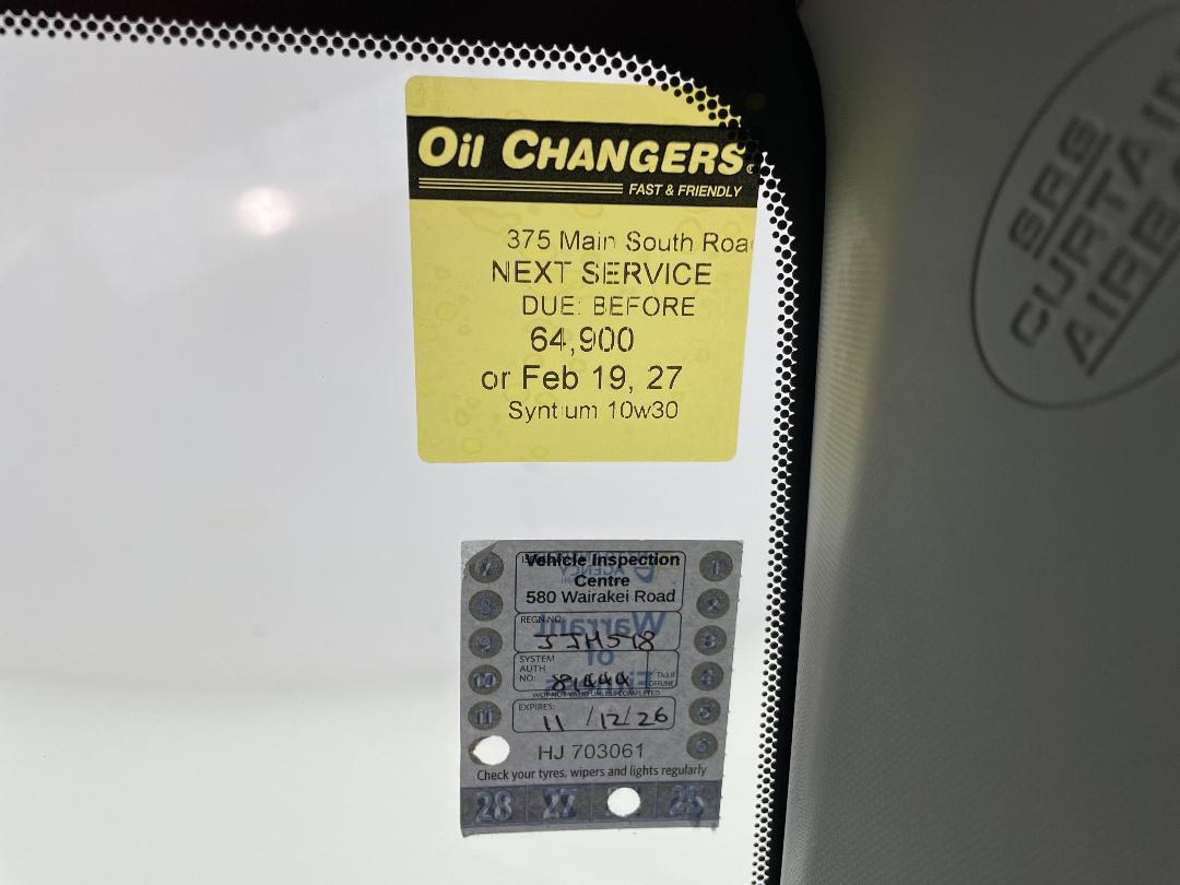 Photo '29' of Toyota Corolla Photo '29' of Toyota Corolla