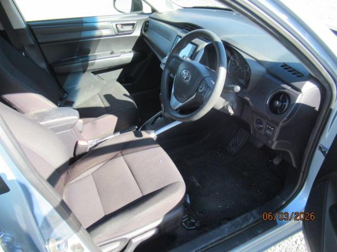 Photo '11' of Toyota Corolla Fielder