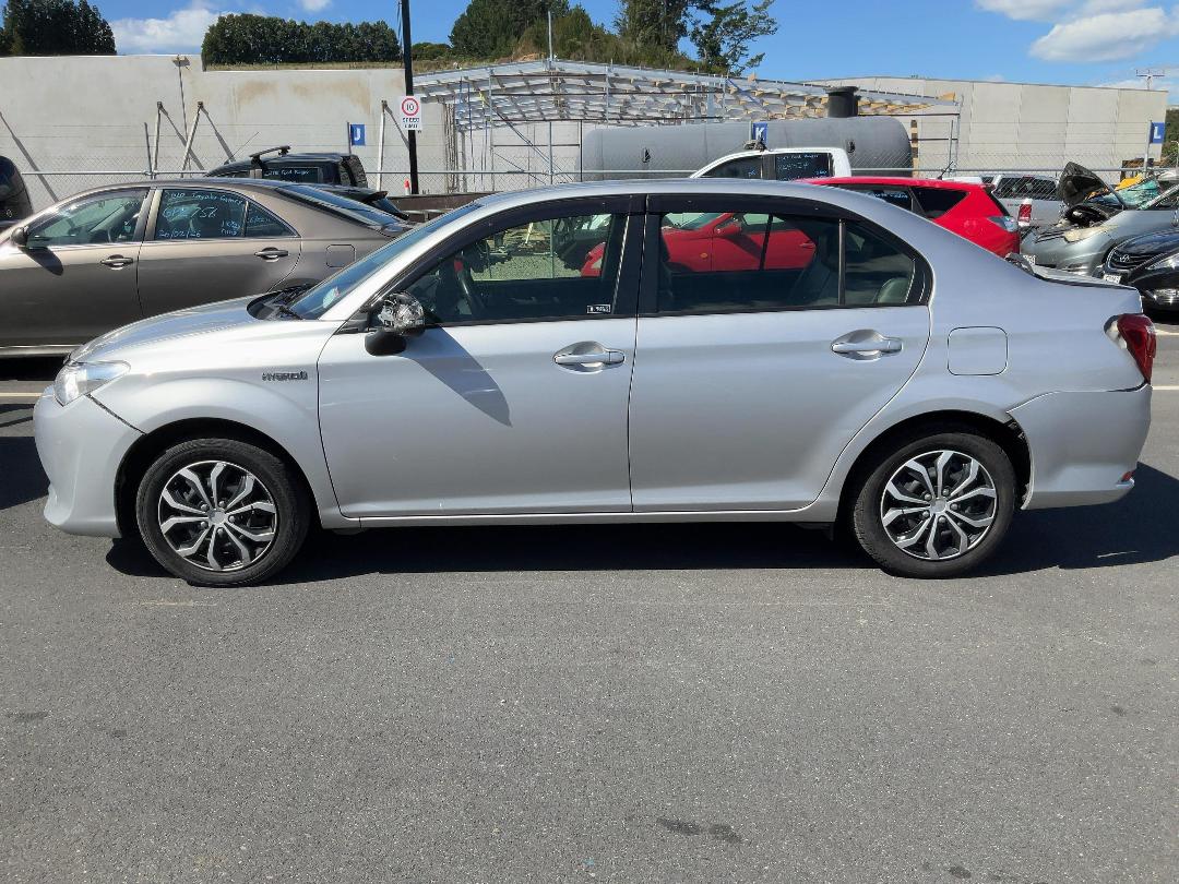 Photo '4' of Toyota Corolla Axio