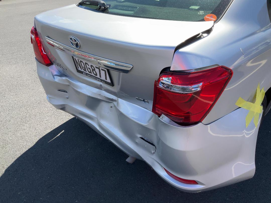 Photo '14' of Toyota Corolla Axio