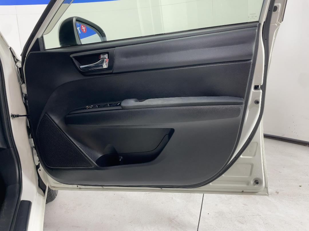 Photo '15' of Toyota Corolla