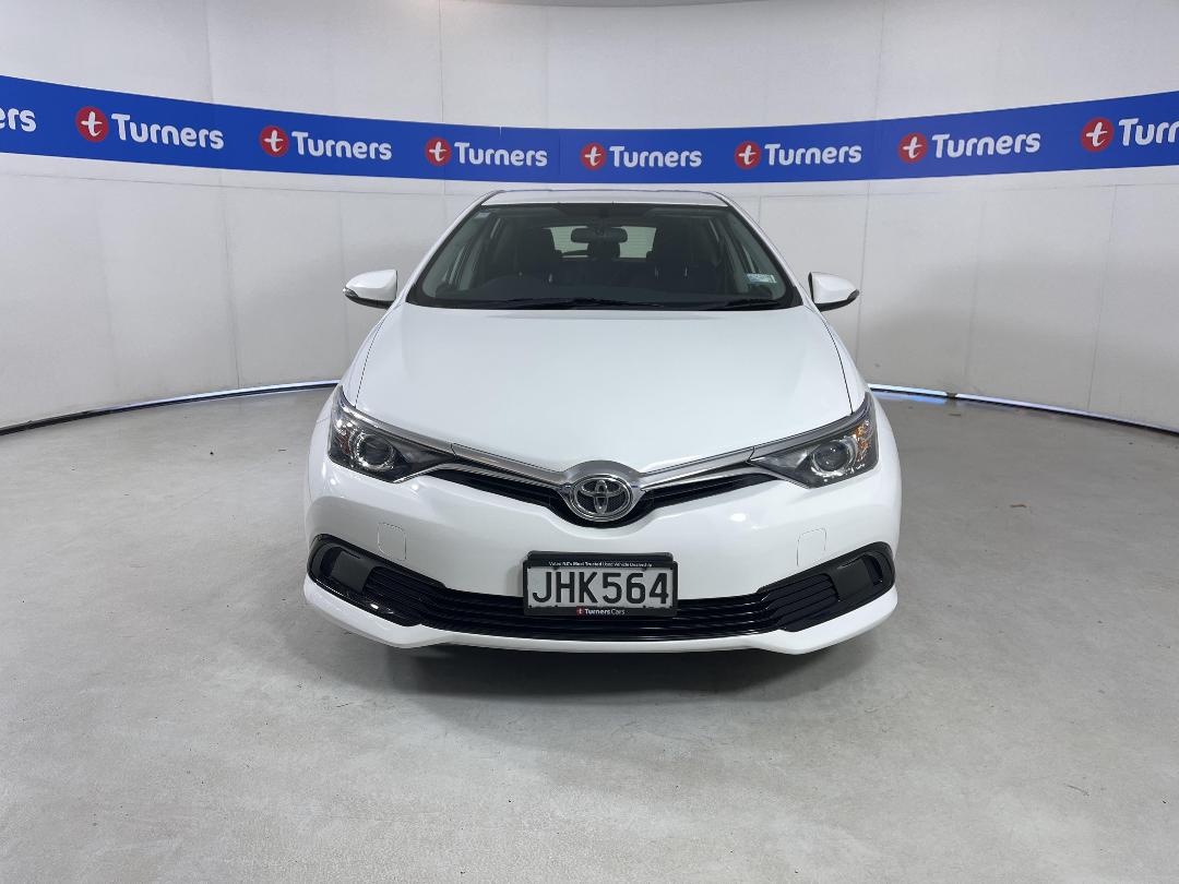 Photo '2' of Toyota Corolla