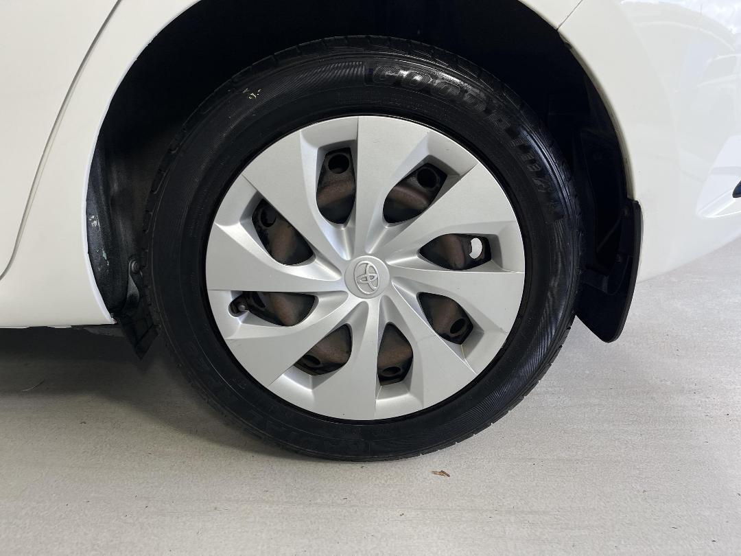 Photo '11' of Toyota Corolla