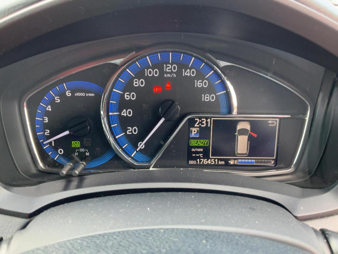 Photo '16' of Toyota Corolla Fielder