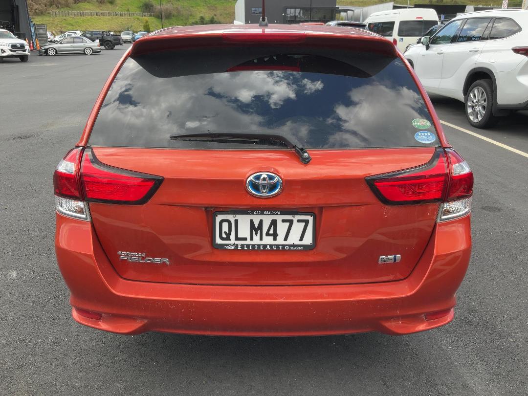 Photo '6' of Toyota Corolla Fielder