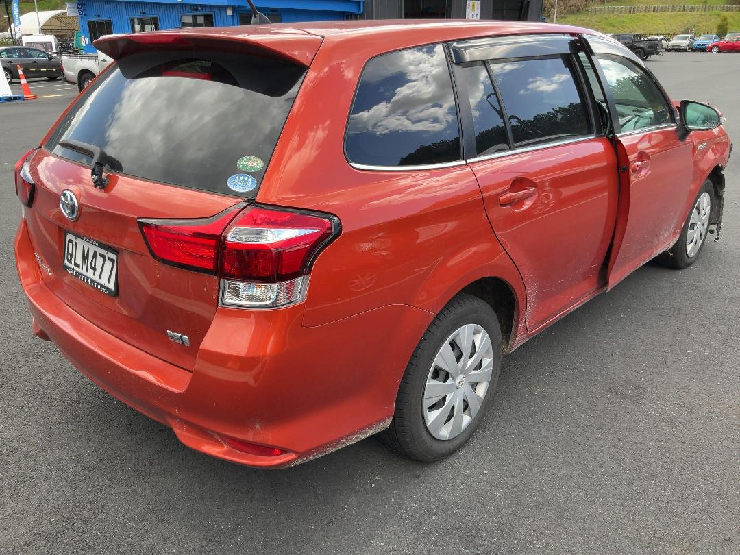 Photo '7' of Toyota Corolla Fielder