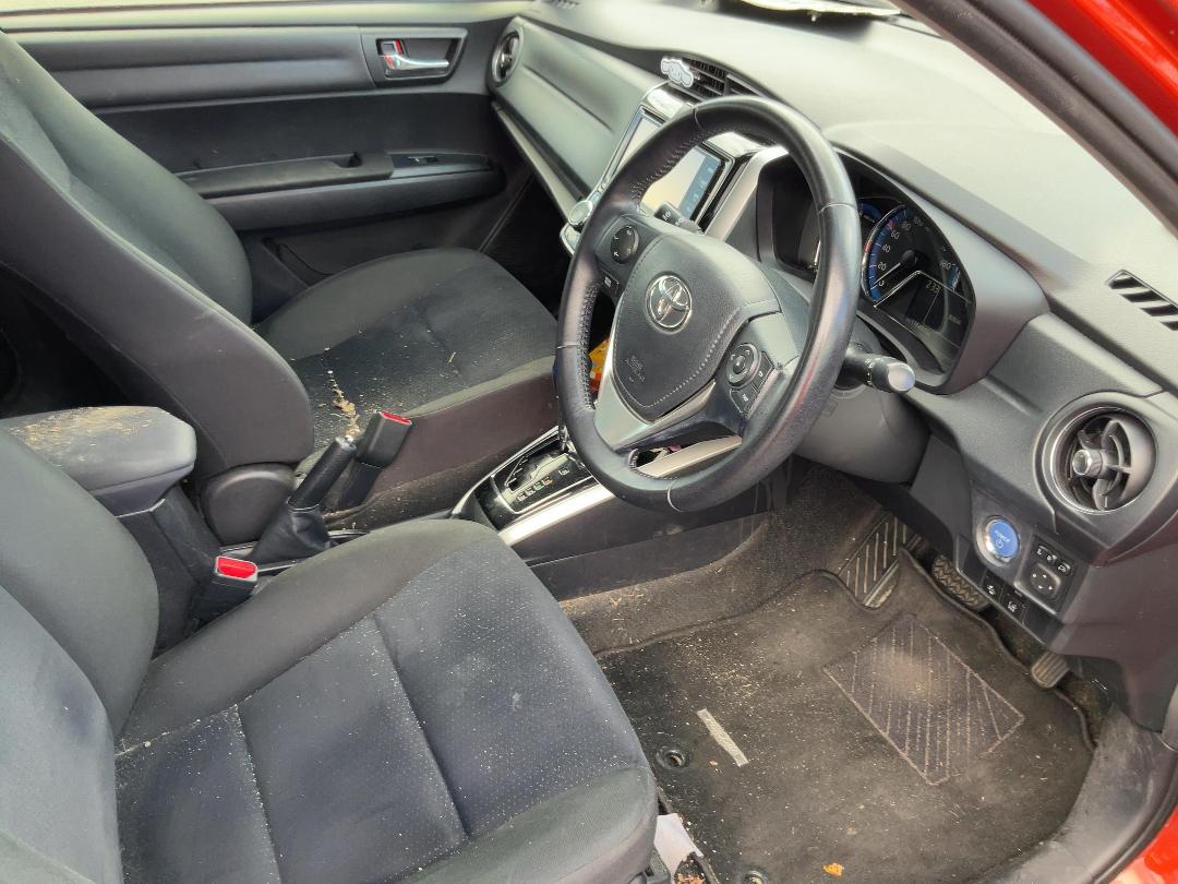 Photo '17' of Toyota Corolla Fielder