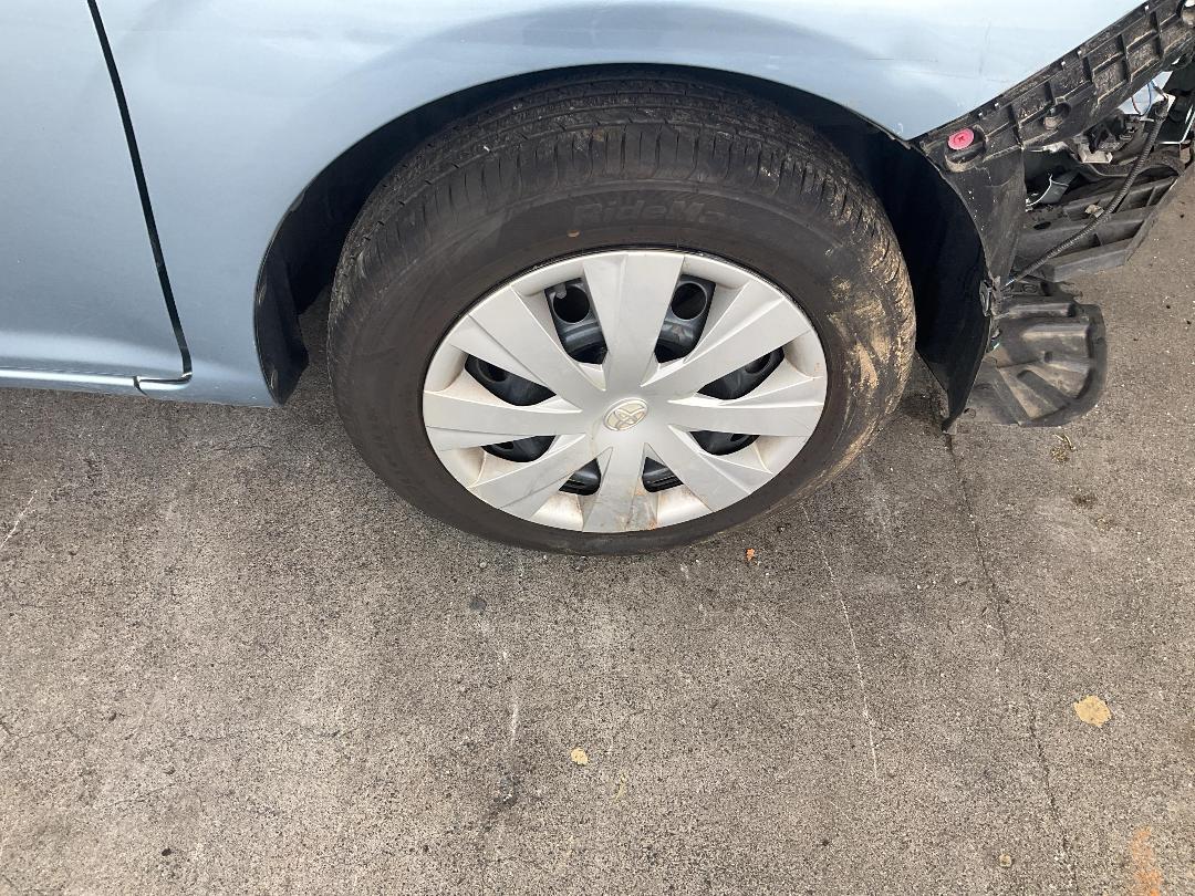 Photo '2' of Toyota Corolla Fielder