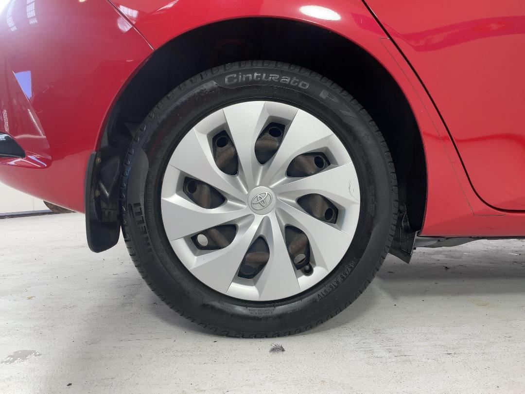 Photo '12' of Toyota Corolla