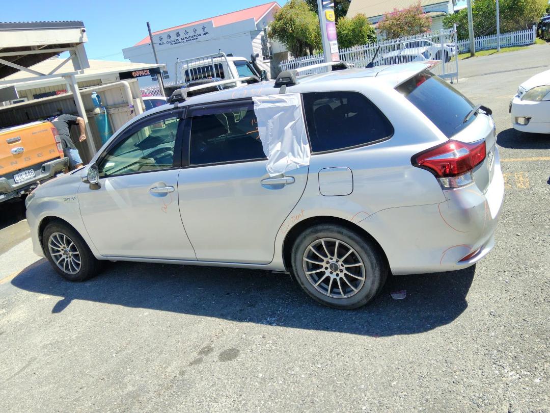 Photo '4' of Toyota Corolla Fielder Hybrid