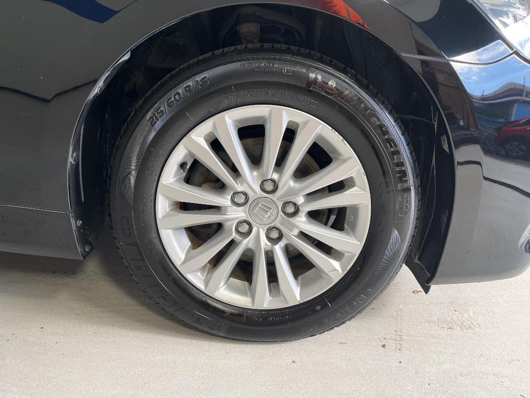 Photo '9' of Toyota Crown