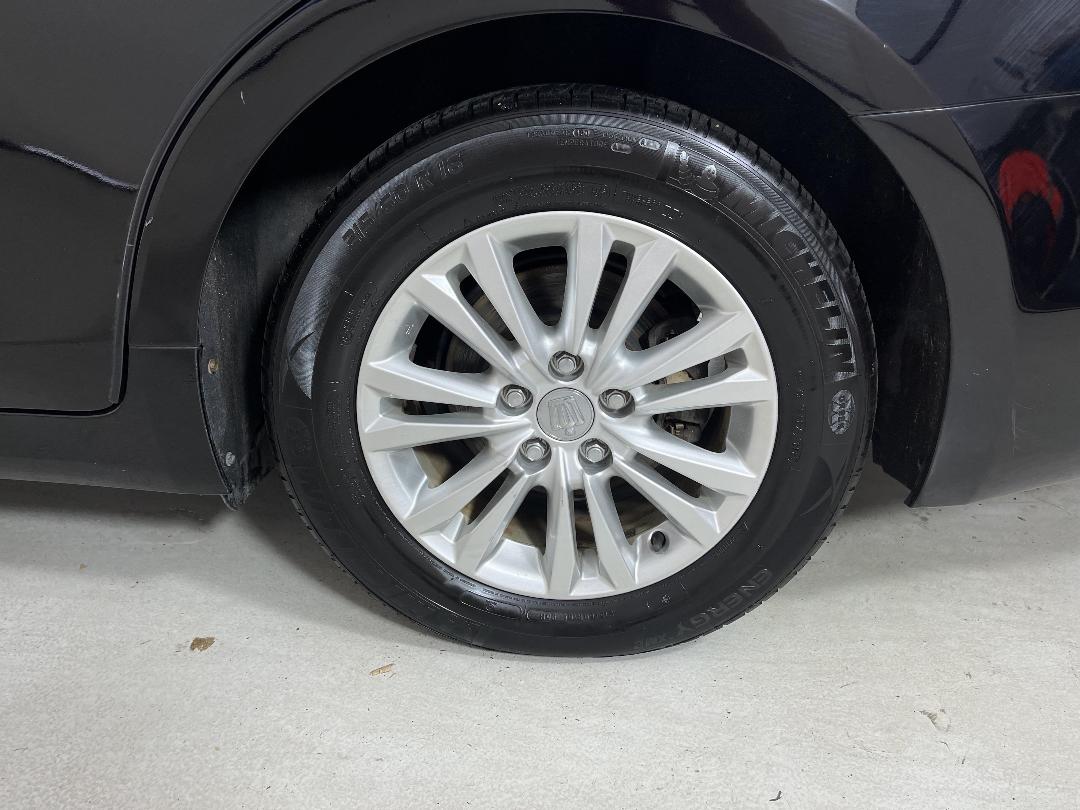 Photo '11' of Toyota Crown