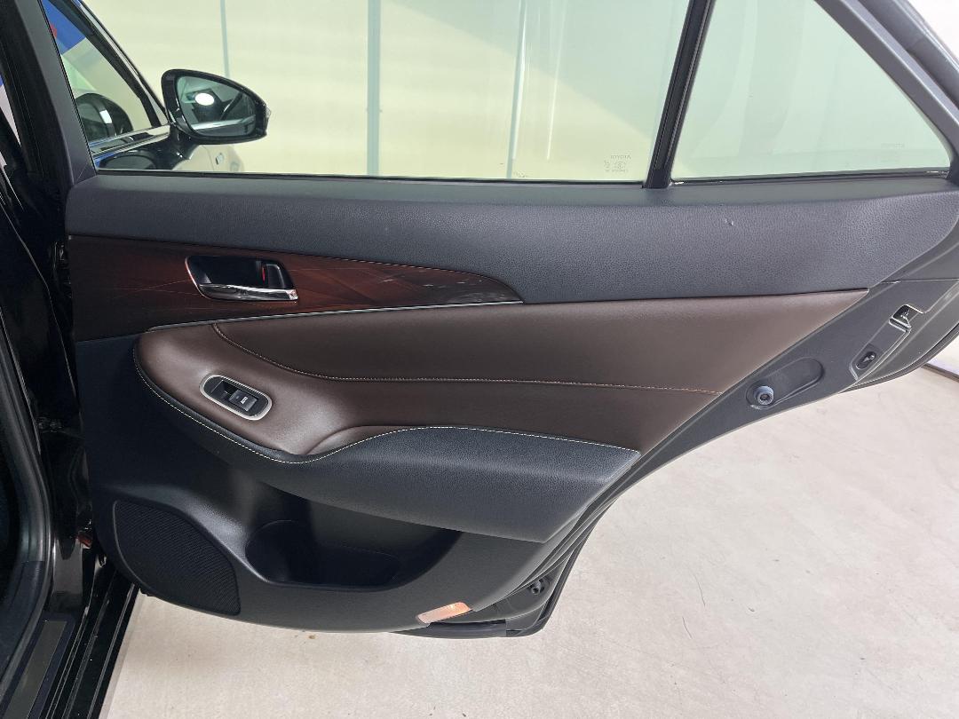 Photo '19' of Toyota Crown