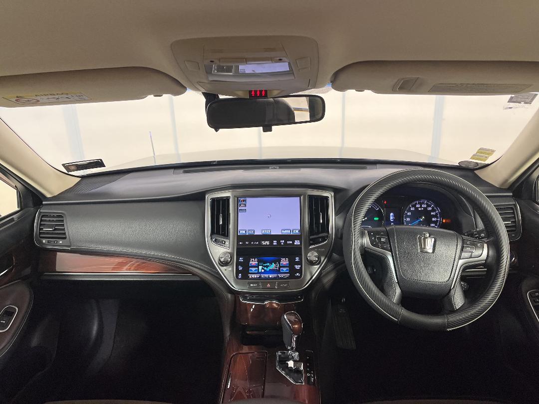 Photo '17' of Toyota Crown