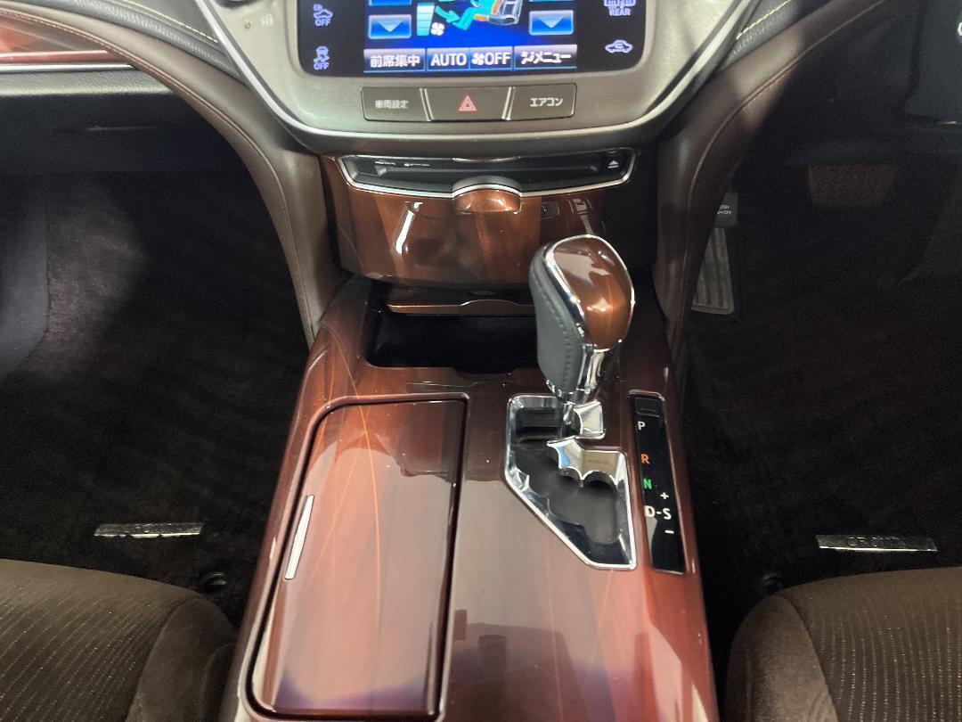 Photo '18' of Toyota Crown