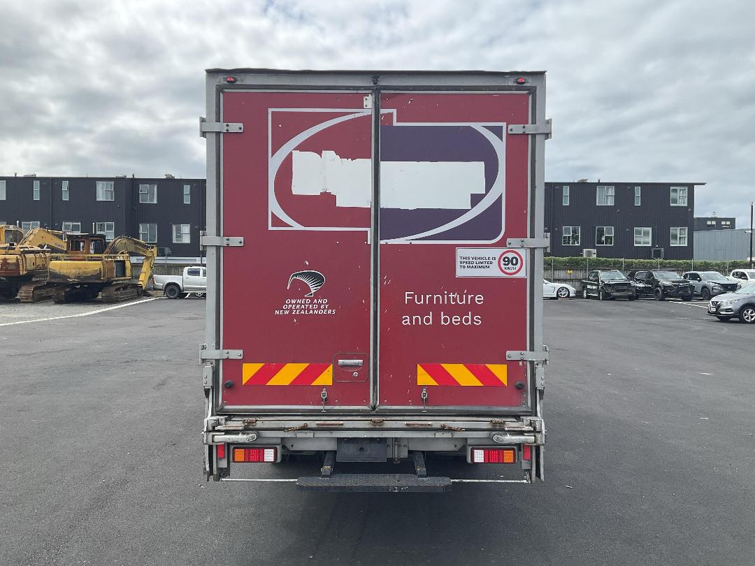 Photo '5' of Toyota Dyna Box Body