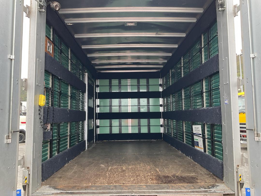 Photo '17' of Toyota Dyna Box Body Photo '17' of Toyota Dyna Box Body