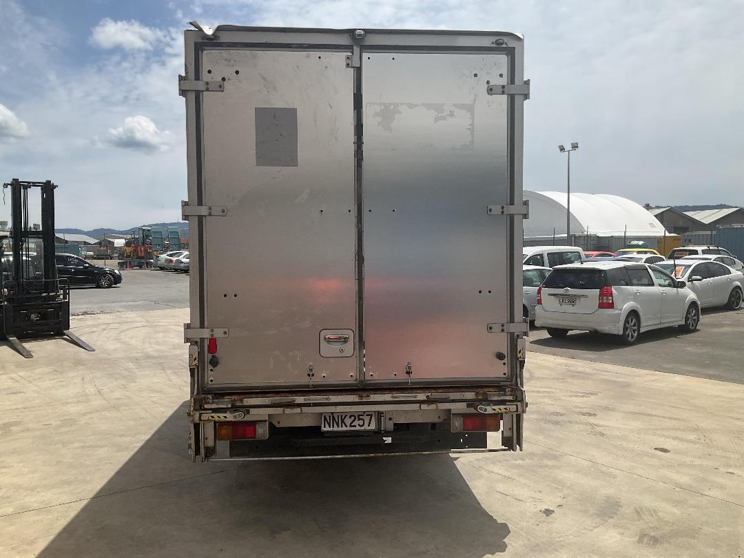 Photo '5' of Toyota Dyna Box Body Photo '5' of Toyota Dyna Box Body