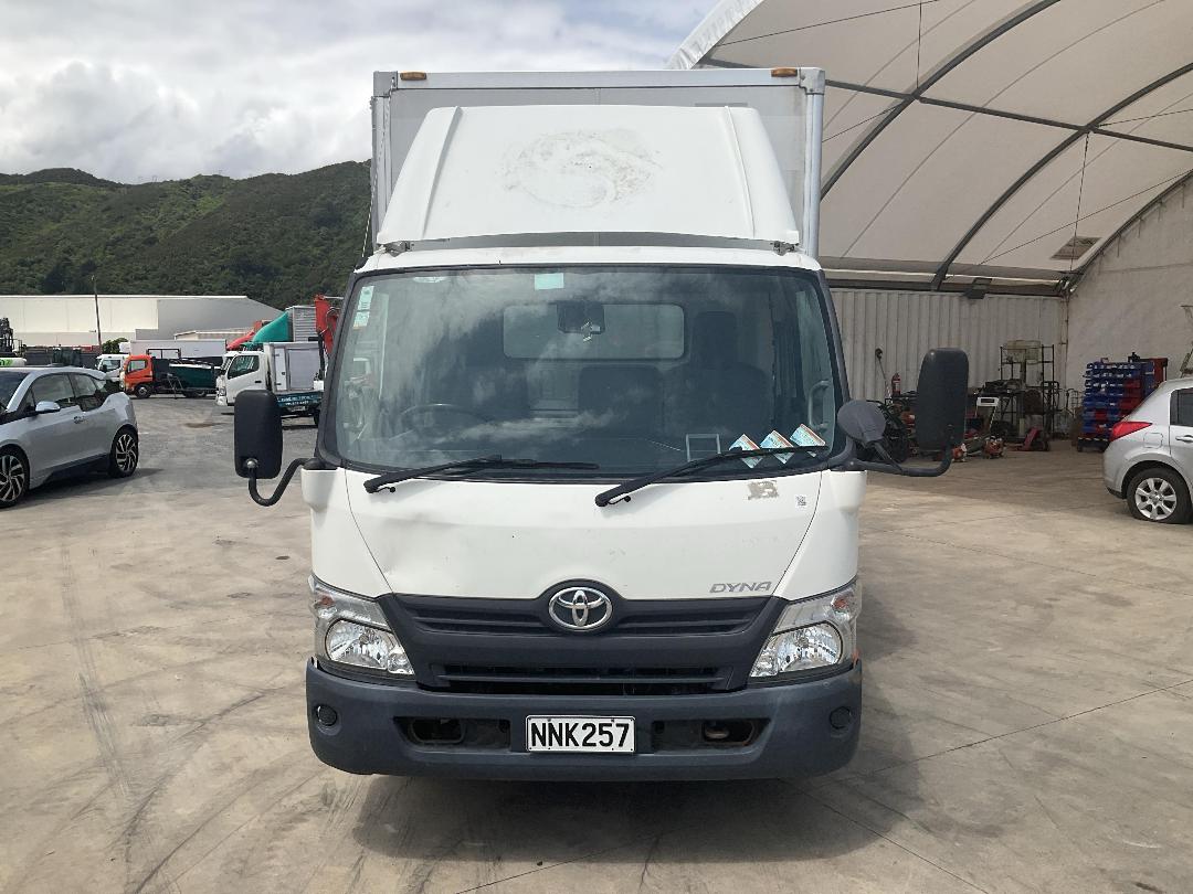 Photo '9' of Toyota Dyna Box Body Photo '9' of Toyota Dyna Box Body