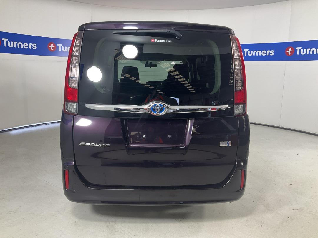 Photo '6' of Toyota Esquire