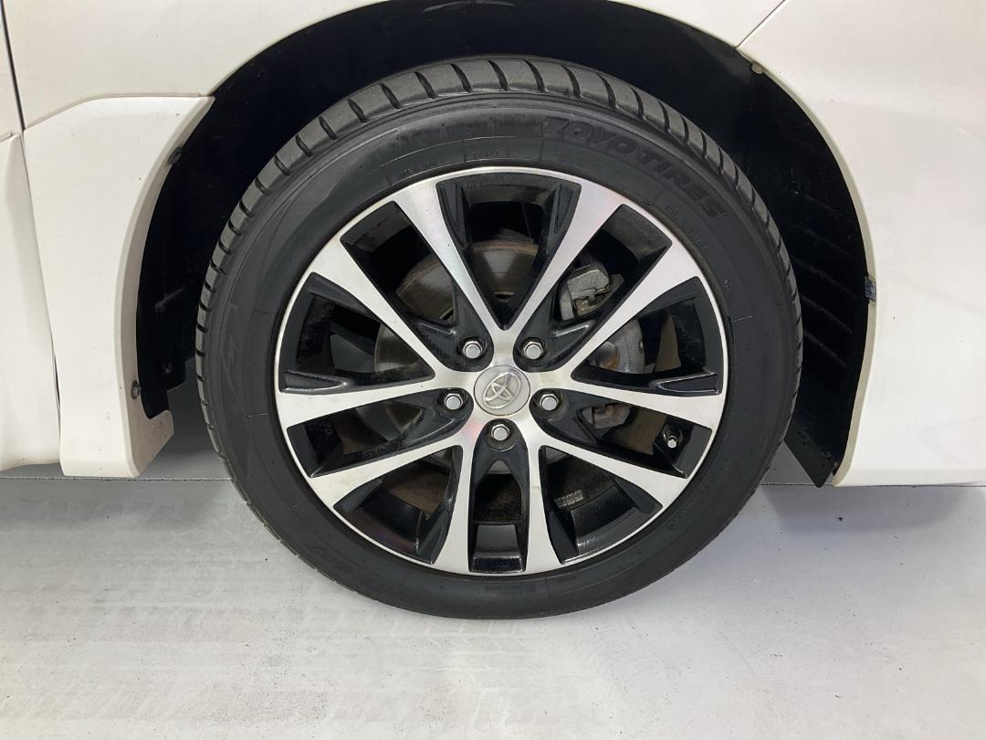 Photo '9' of Toyota Estima Photo '9' of Toyota Estima