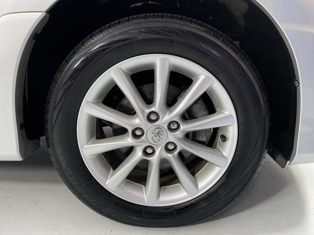 Photo '9' of Toyota Estima