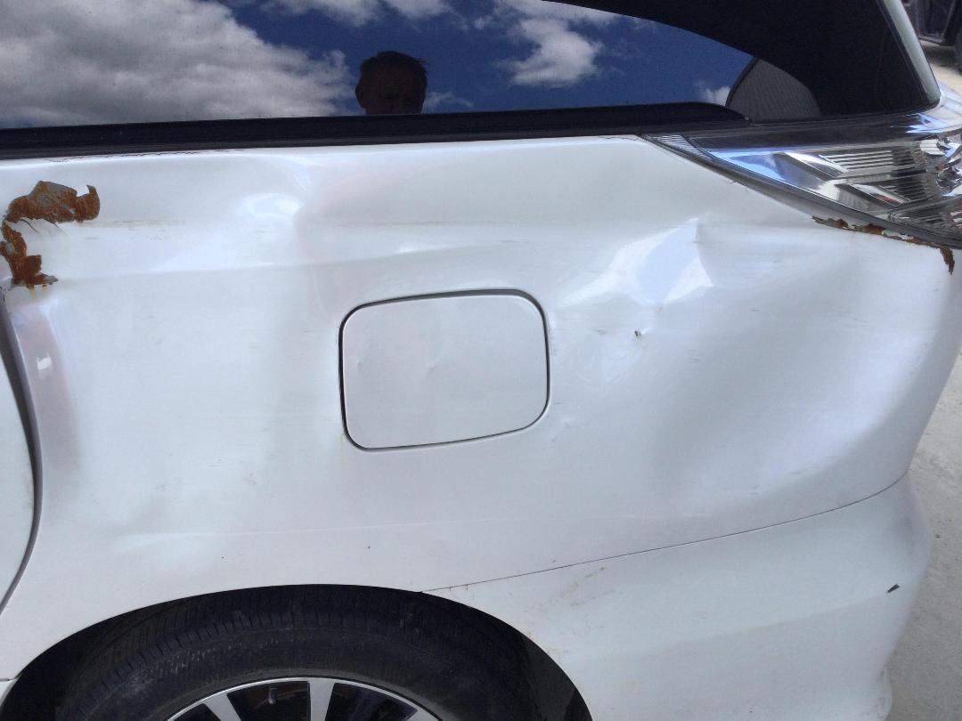 Photo '16' of Toyota Estima Hybrid Photo '16' of Toyota Estima Hybrid