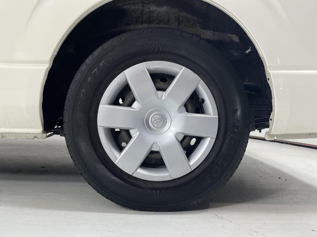 Photo '11' of Toyota Hiace Photo '11' of Toyota Hiace