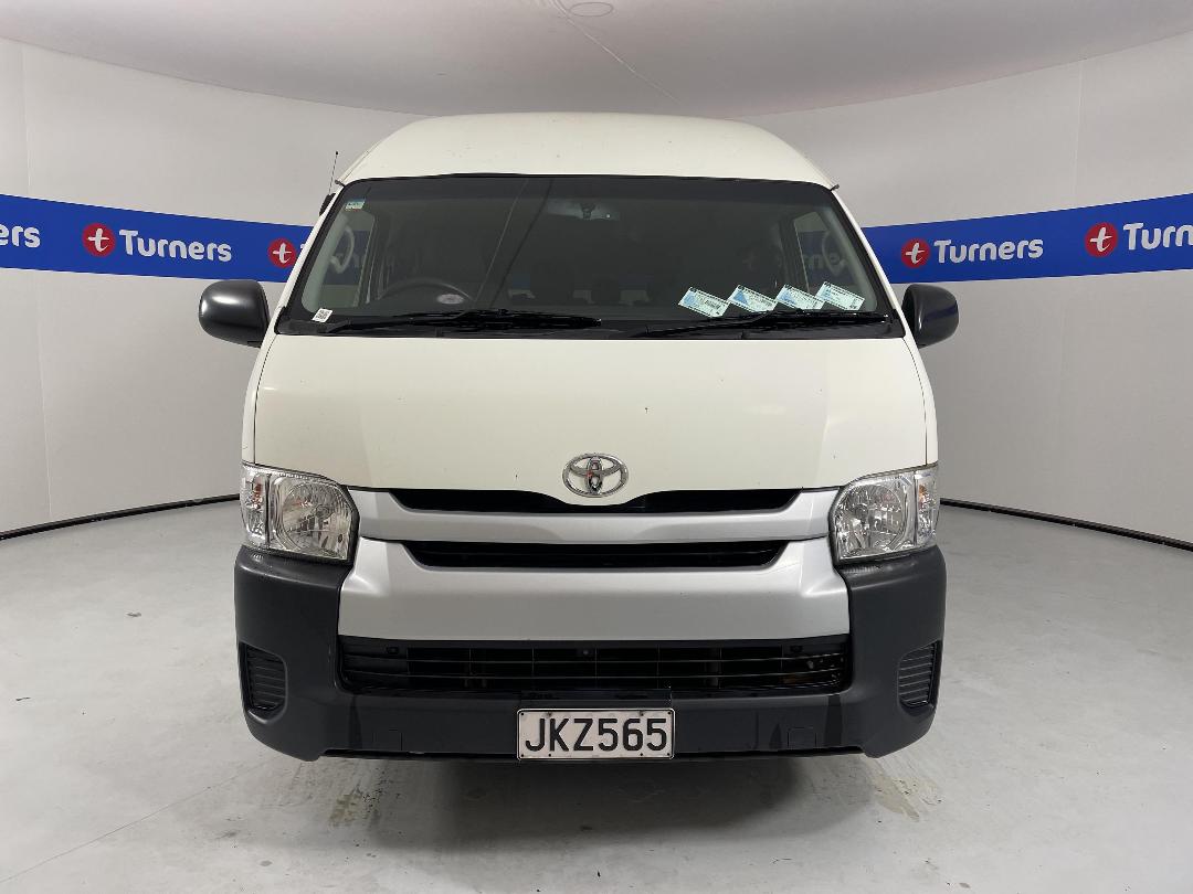 Photo '2' of Toyota Hiace