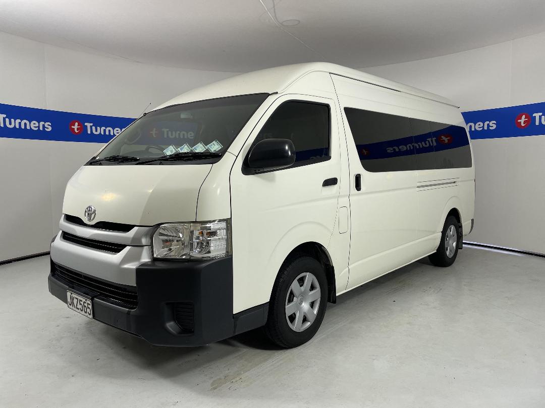 Photo '4' of Toyota Hiace