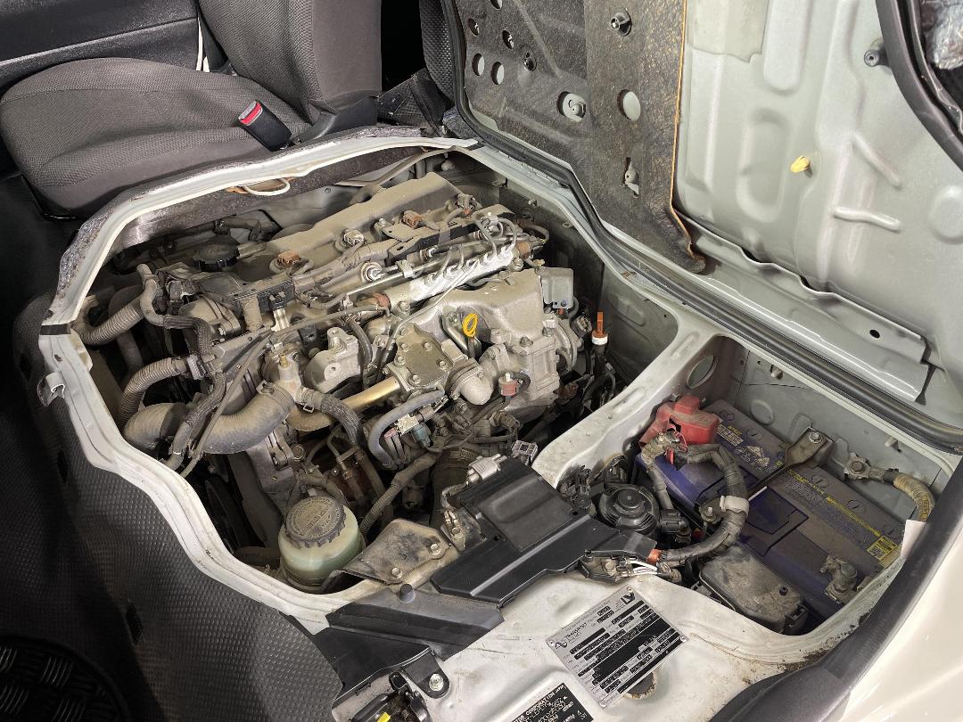 Photo '13' of Toyota Hiace