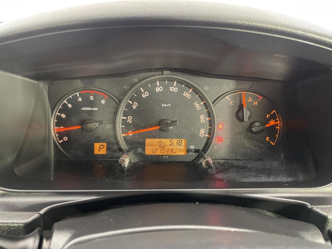 Photo '20' of Toyota Hiace