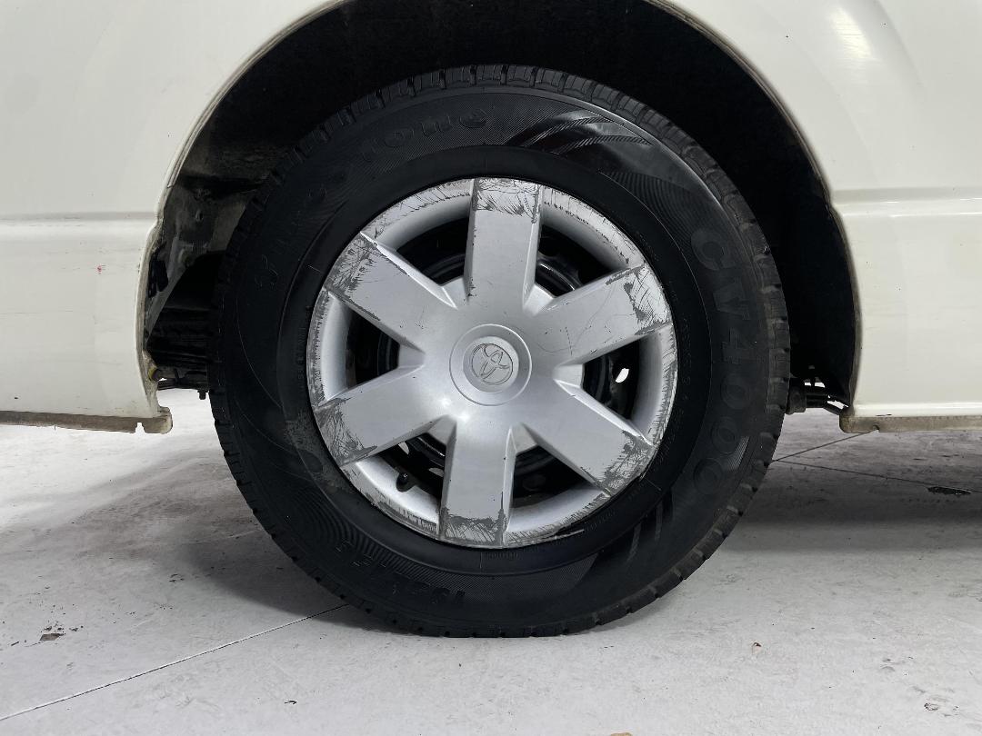 Photo '12' of Toyota Hiace Photo '12' of Toyota Hiace