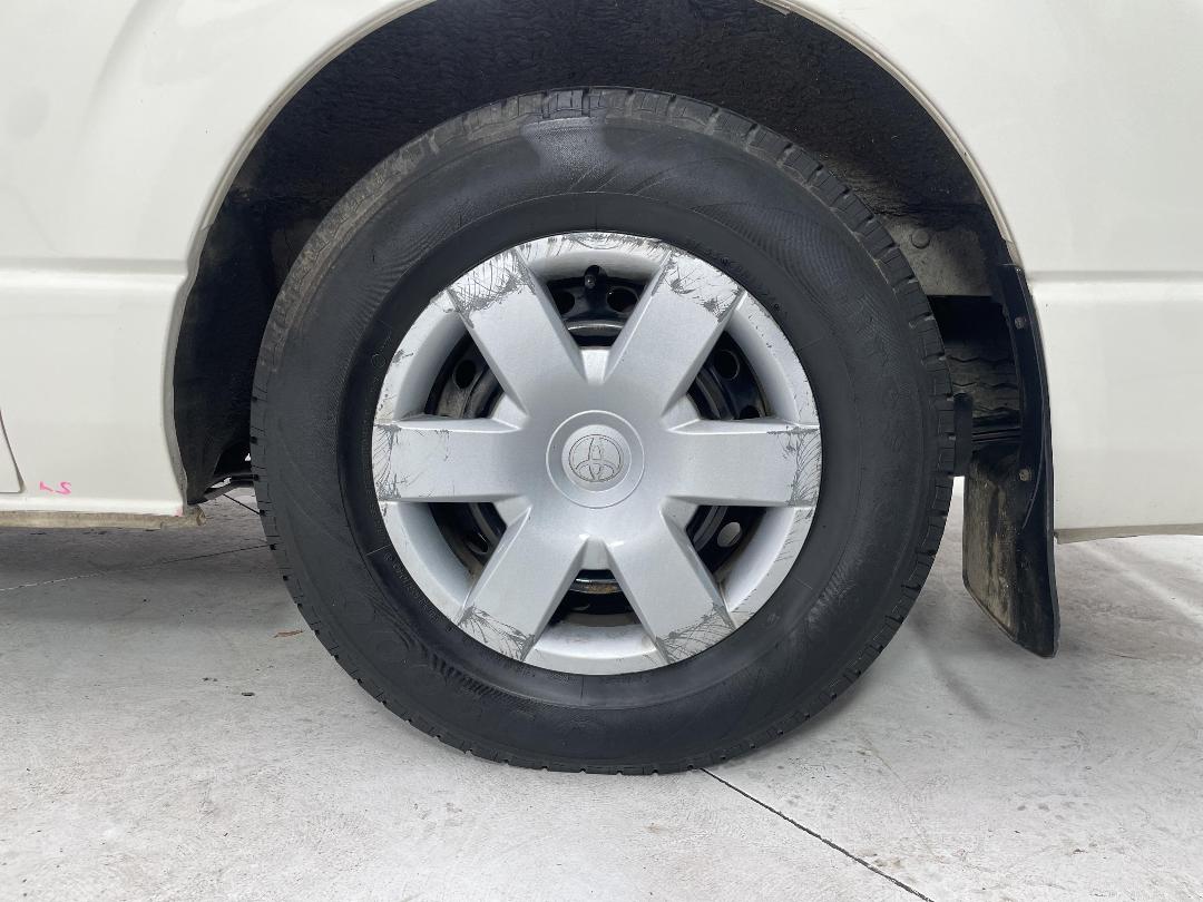 Photo '11' of Toyota Hiace Photo '11' of Toyota Hiace